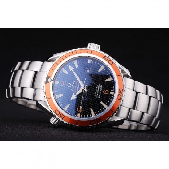 Omega Swiss Seamaster Planet Ocean 007 som36