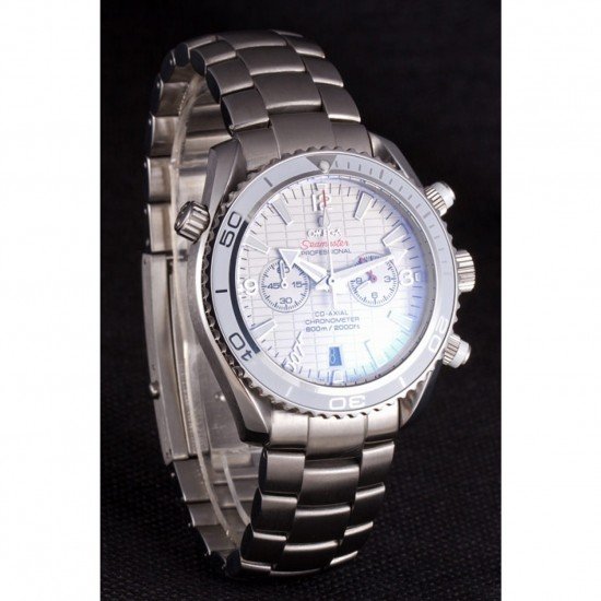 Omega James Bond Skyfall Chronometer Watch with White Dial and White Bezel om228 621380