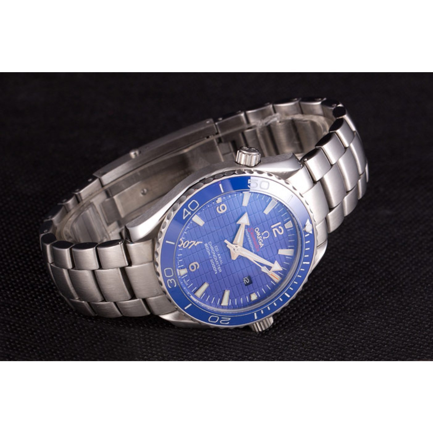 Swiss Omega James Bond Skyfall Blue Dial and Blue Bezel som75 621408