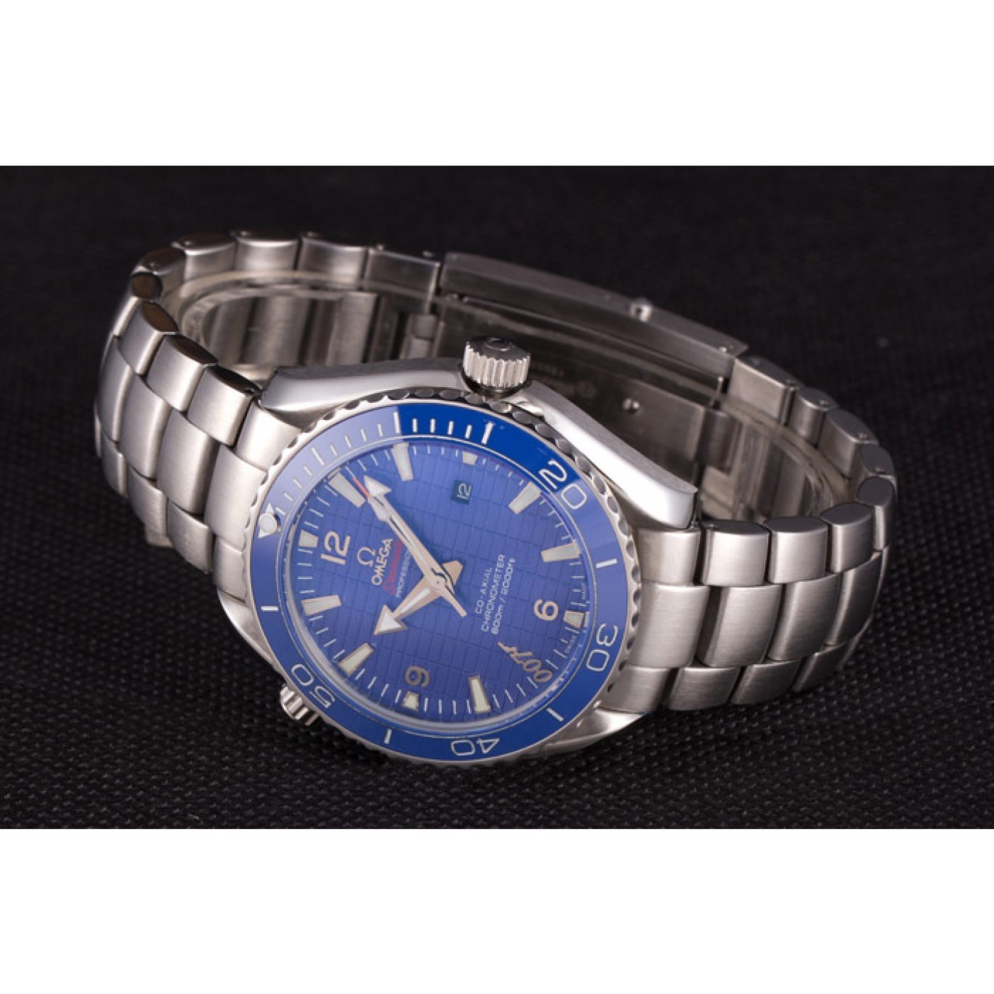 Swiss Omega James Bond Skyfall Blue Dial and Blue Bezel som75 621408