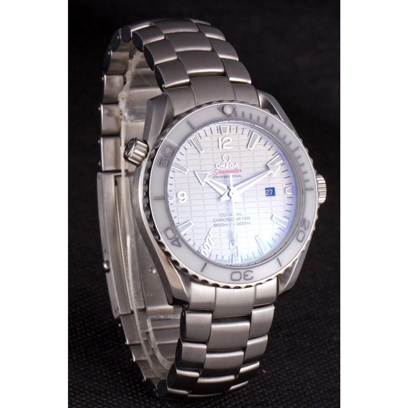 Swiss Omega James Bond Skyfall White Dial and White Bezel som76 621409