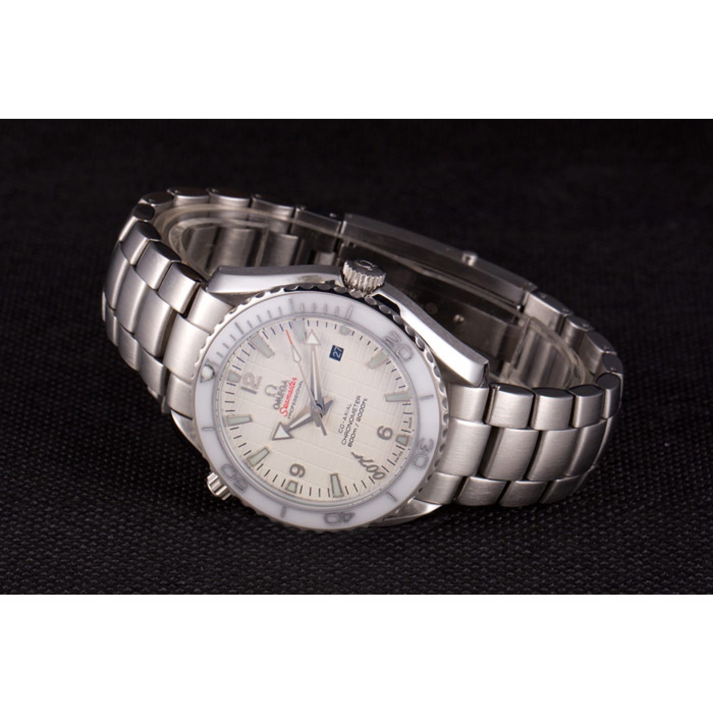 Swiss Omega James Bond Skyfall White Dial and White Bezel som76 621409