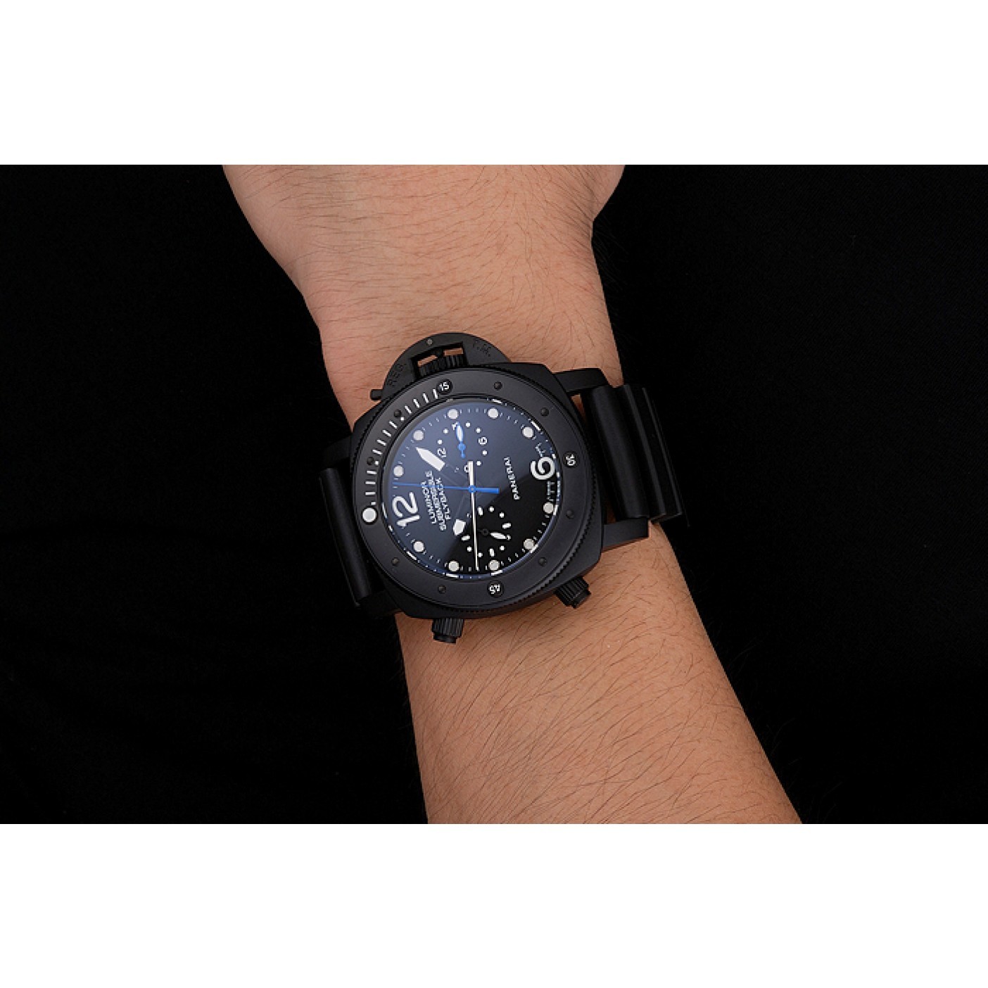 Panerai Luminor Submersible Flyback GMT Black Dial Black Ionized Case Black Rubber Strap