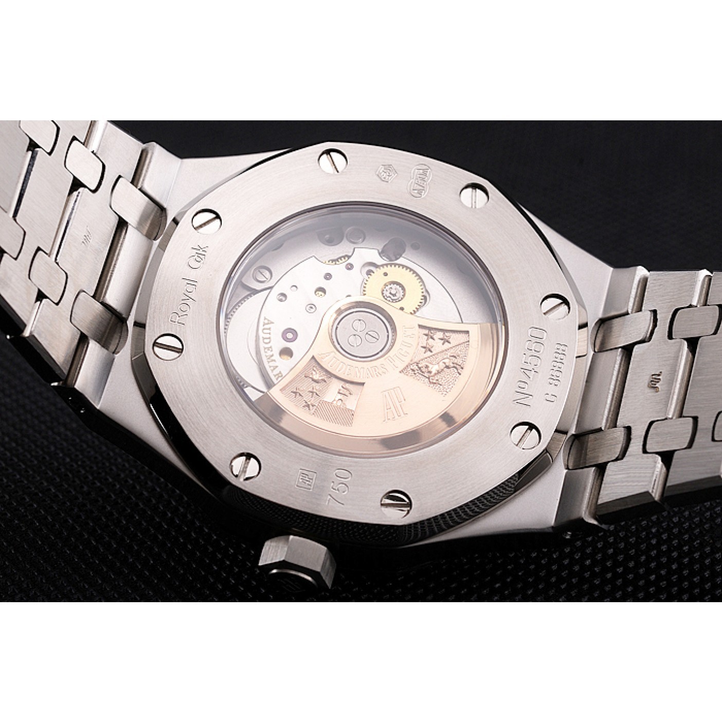 Swiss Audemars Piguet Royal Oak Silver Dial Stainless Steel Case And Bracelet