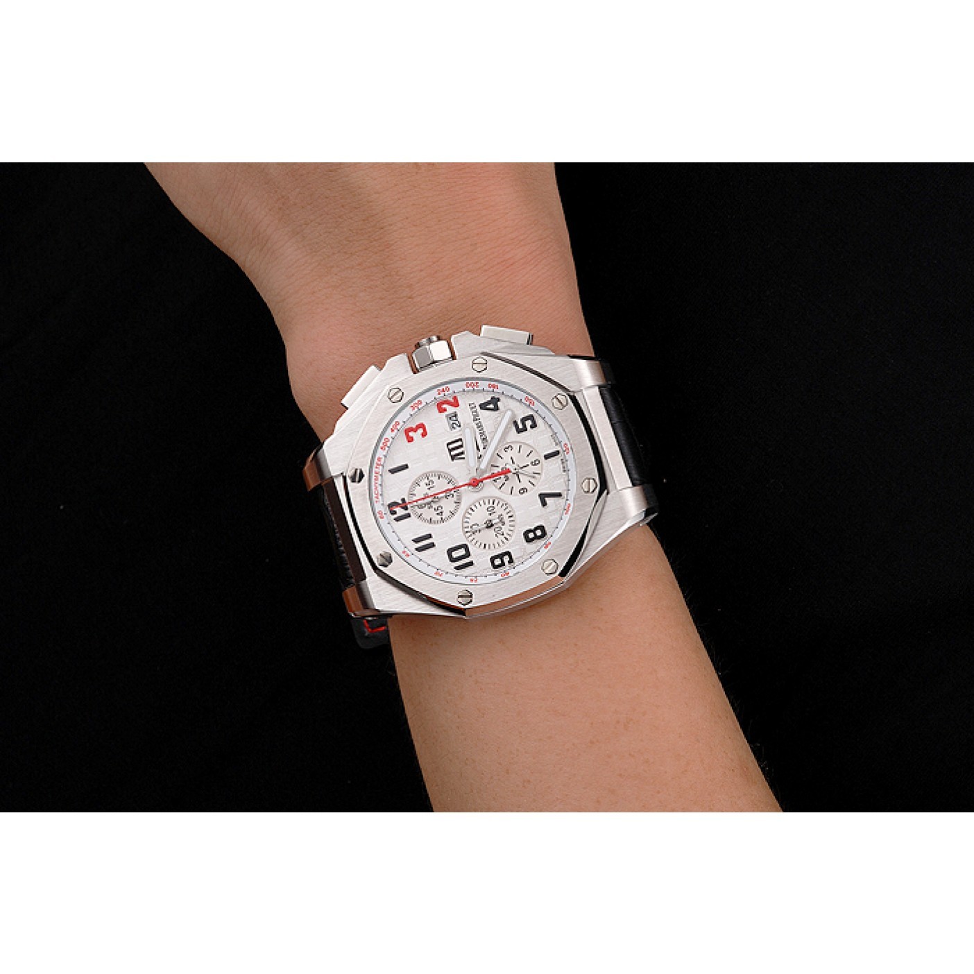 Audemars Piguet Royal Oak Offshore Shaquille O&#039;Neal White Dial Stainless Steel Case Black Leather Strap