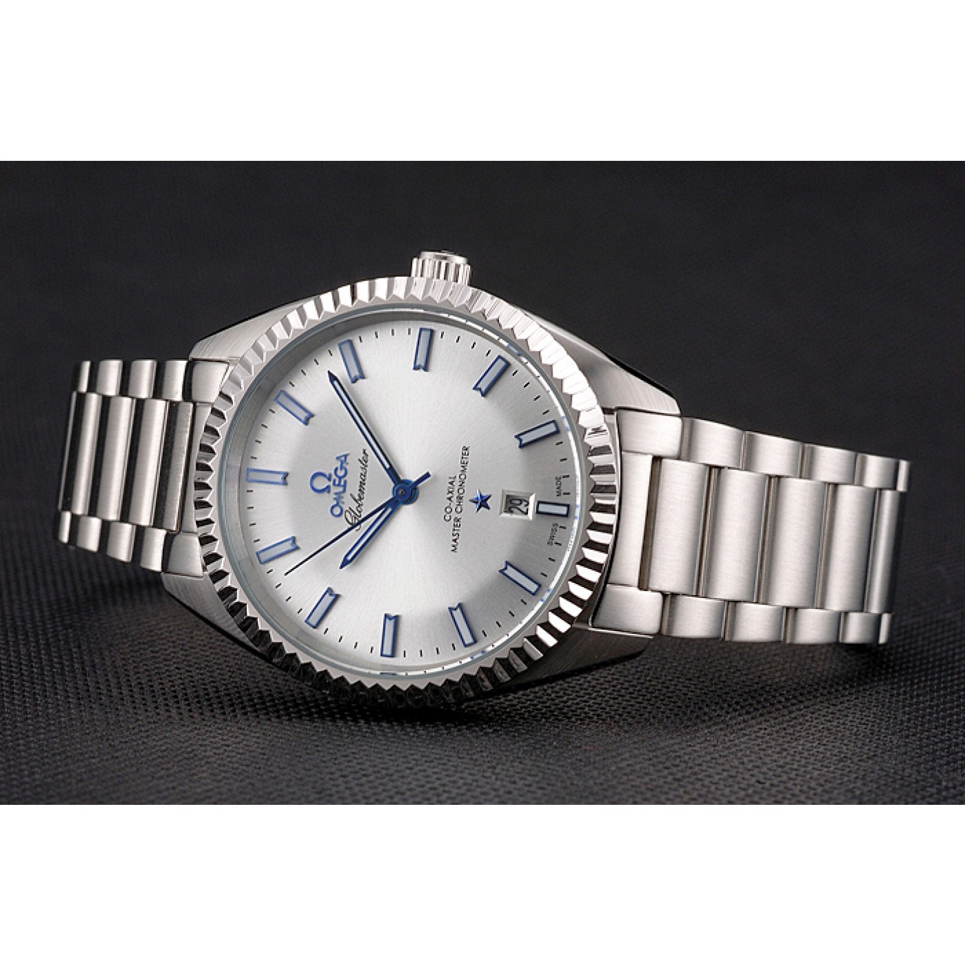 Omega Globemaster Silver Dial Blue Hands Stainless Steel Case And Bracelet