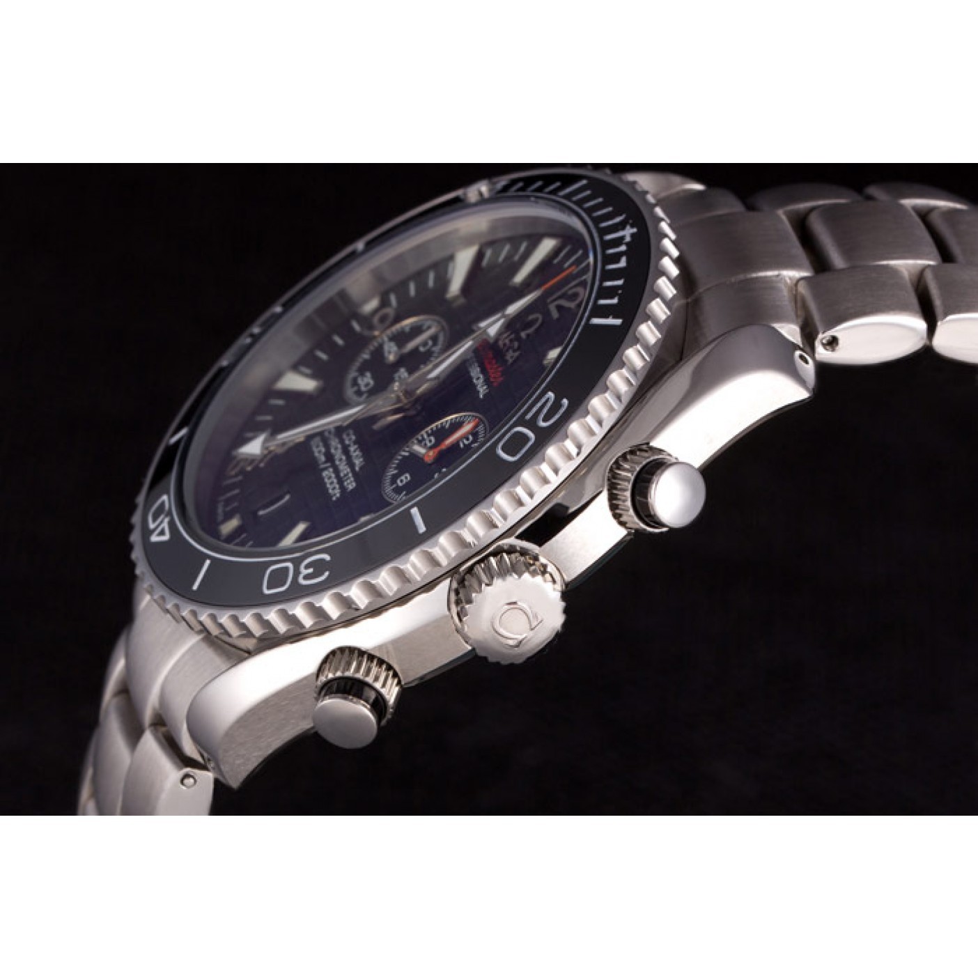 Omega James Bond Skyfall Chronometer Watch with Black Dial and Black Bezel om223 621377