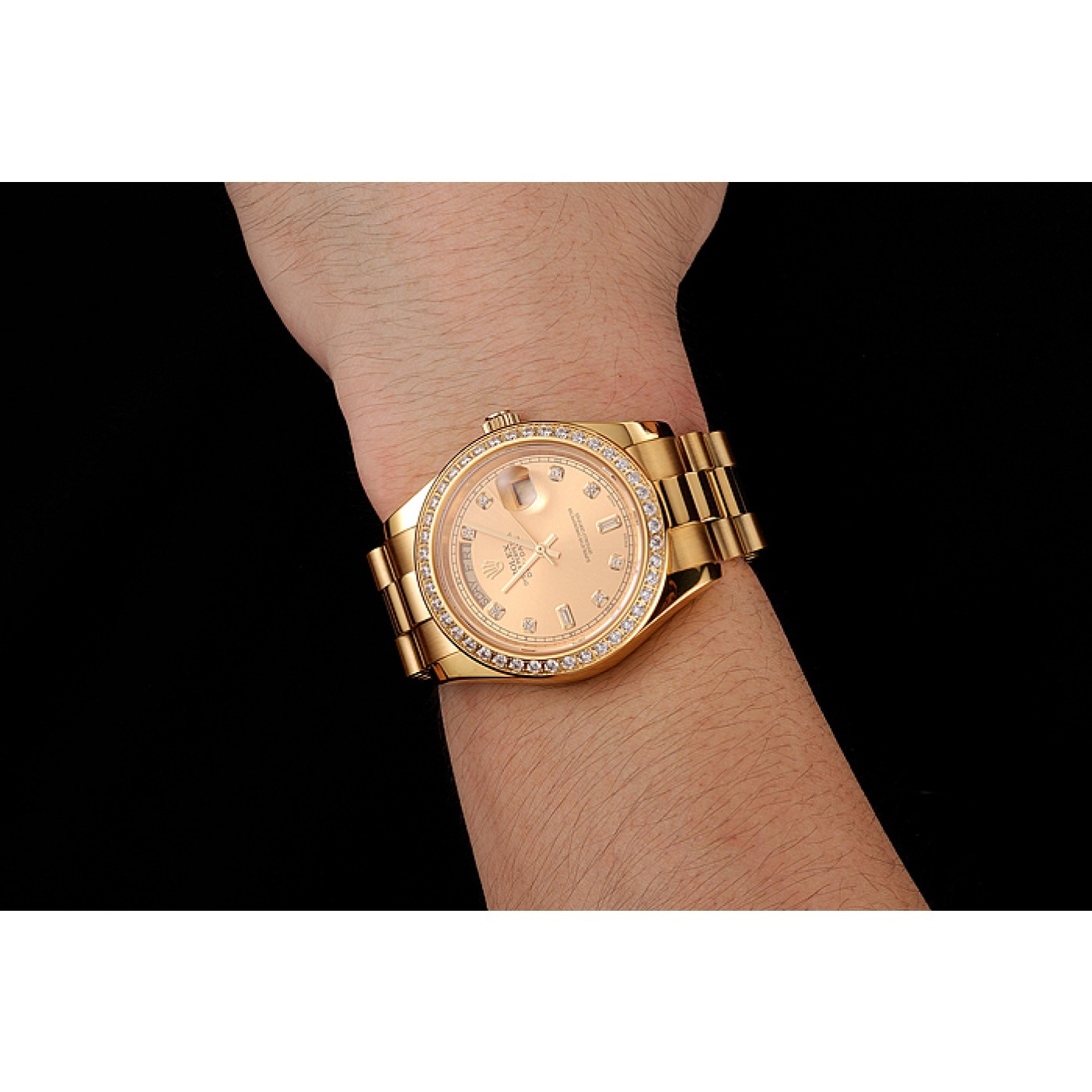 Swiss Rolex Day-Date Champagne Dial Diamond Bezel Gold Bracelet 1454099