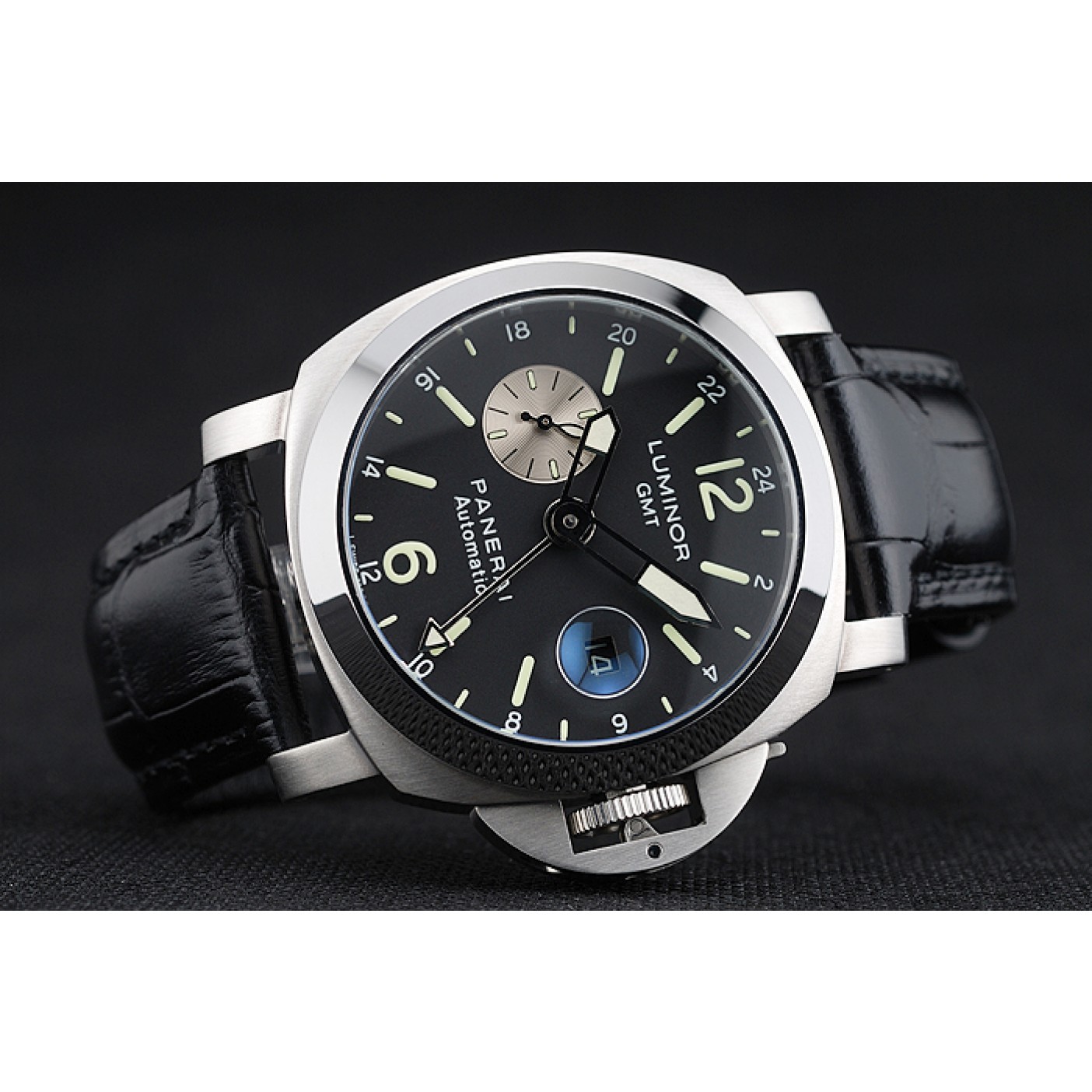 Panerai Luminor Gmt Black Dial Black Leather Bracelet