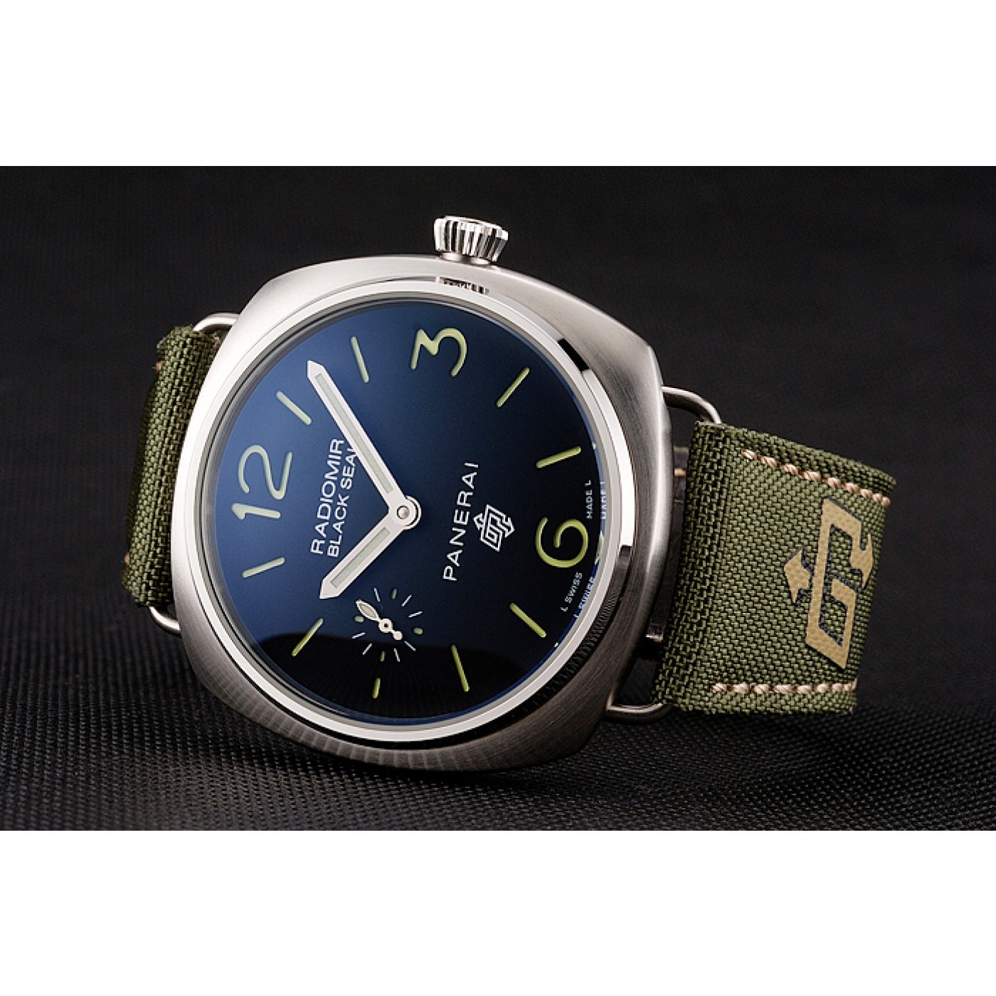 Panerai Radiomir Black Seal Logo Acciaio Black Dial Green Bracelet 1454017