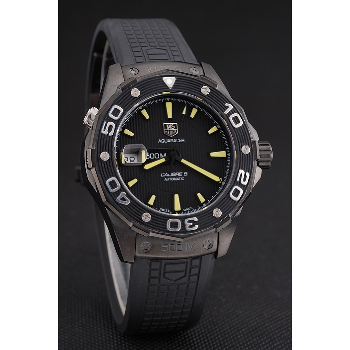 Swiss Tag Heuer Aquaracer Calibre 5 Black Dial Black Bezel Black Case Black Rubber Strap