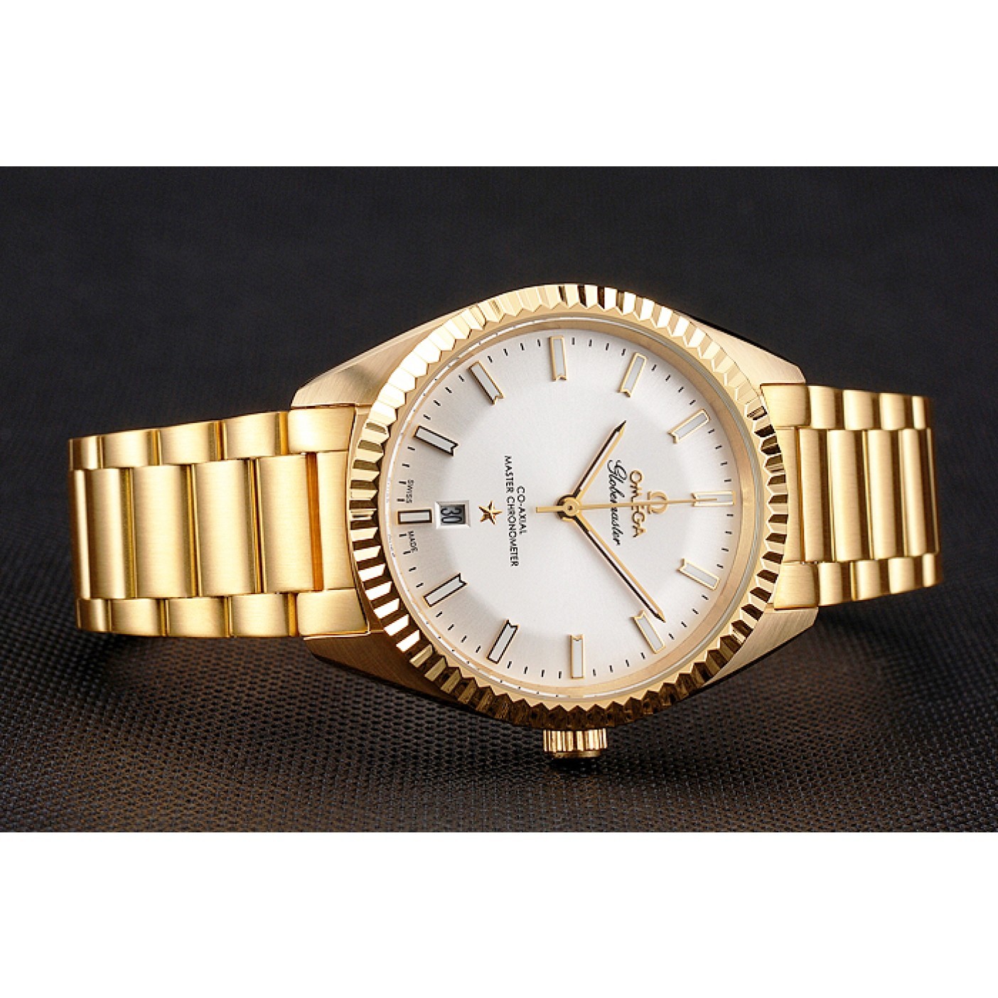 Omega Globemaster White Diak Gold Case And Bracelet