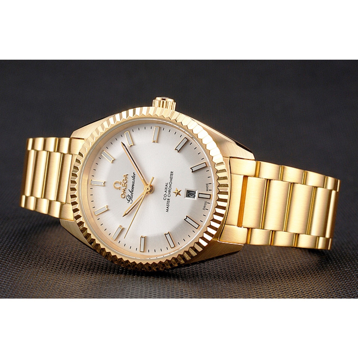 Omega Globemaster White Diak Gold Case And Bracelet