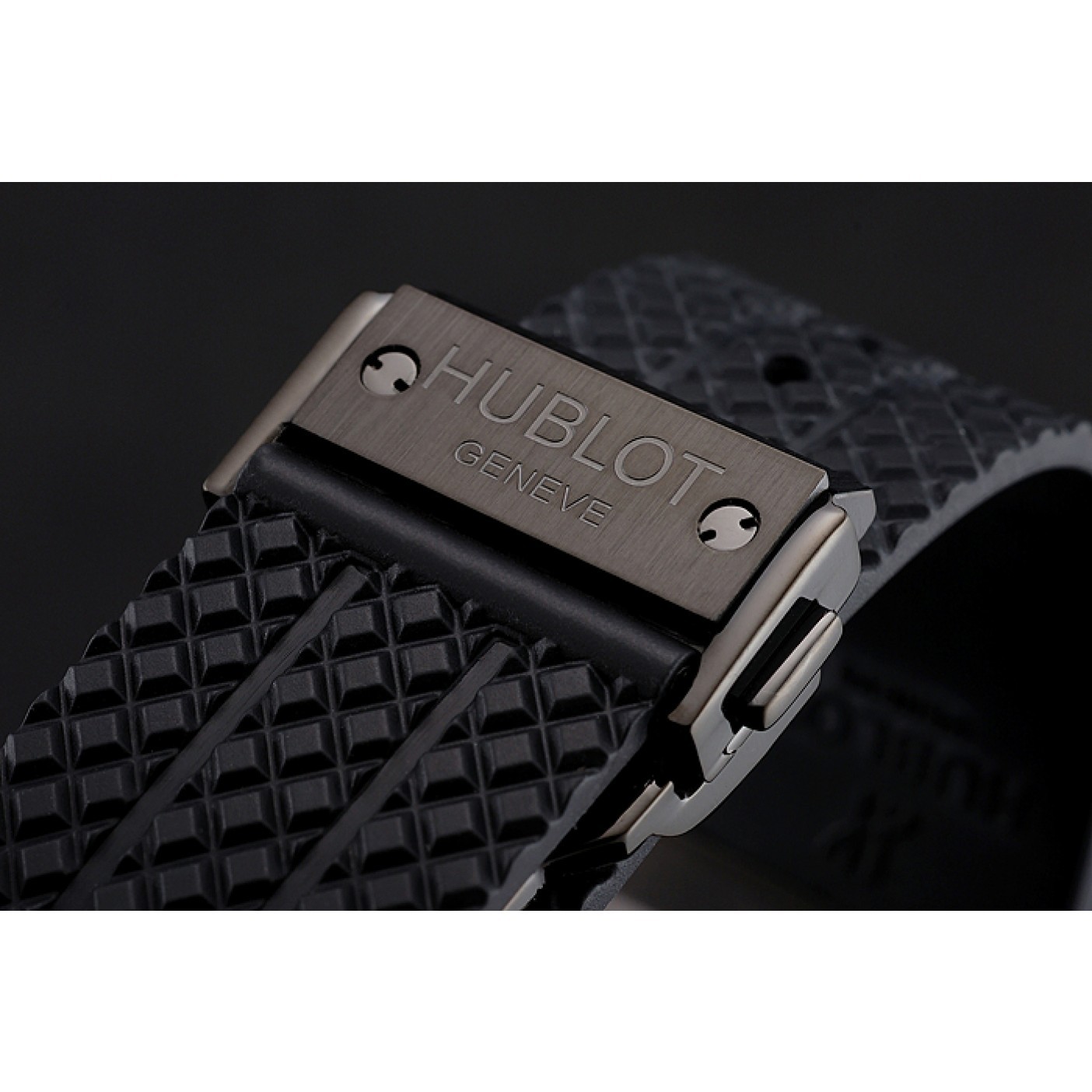 Swiss Hublot Big Bang Carbon Effect Dial Black Case Black Rubber Bracelet 1453902