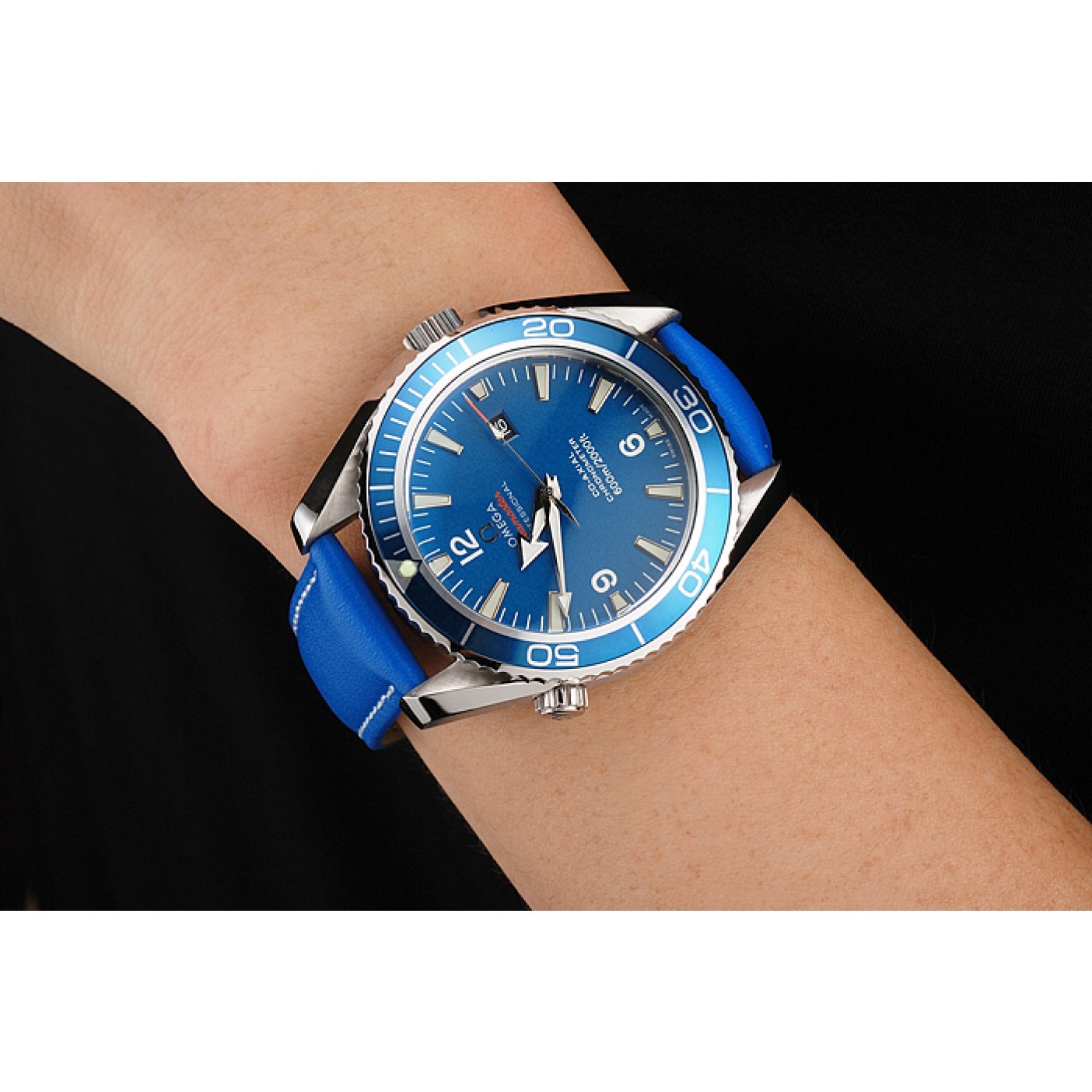 Omega Seamaster Planet Ocean Blue Dial Blue Leatherl Bracelet 622538