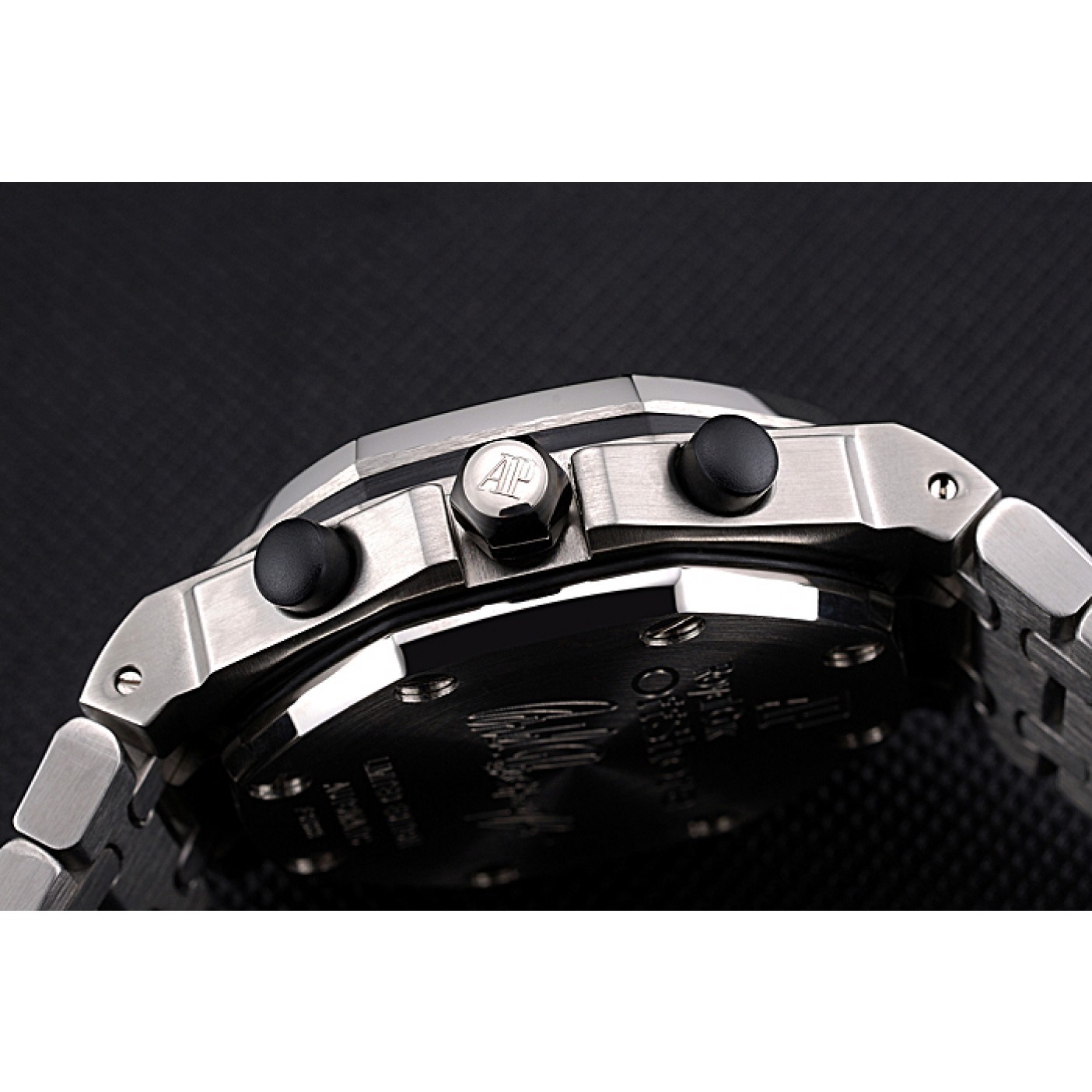 Swiss Audemars Piguet Royal Oak Offshore Black Dial Diamond Bezel Stainless Steel Case And Bracelet 622873