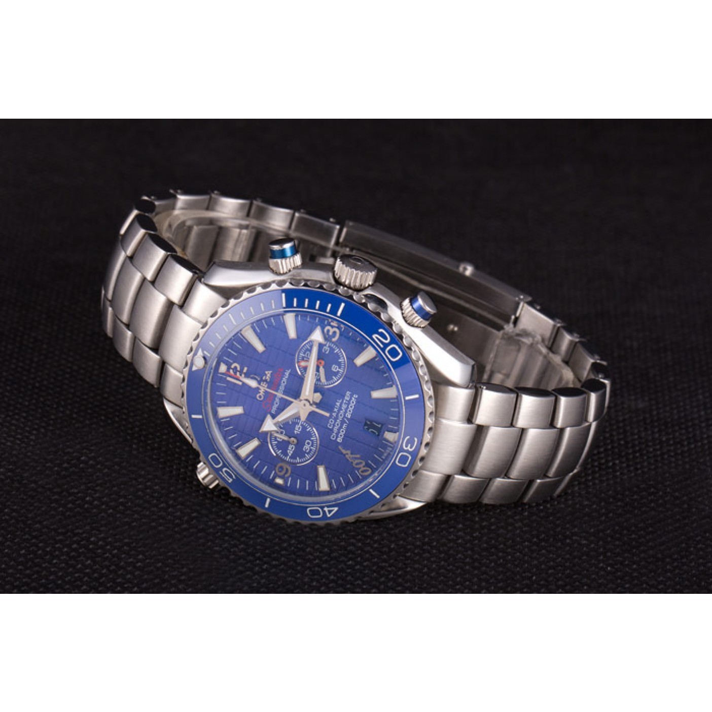 Omega James Bond Skyfall Chronometer Watch with Blue Dial and Blue Bezel om226 621378