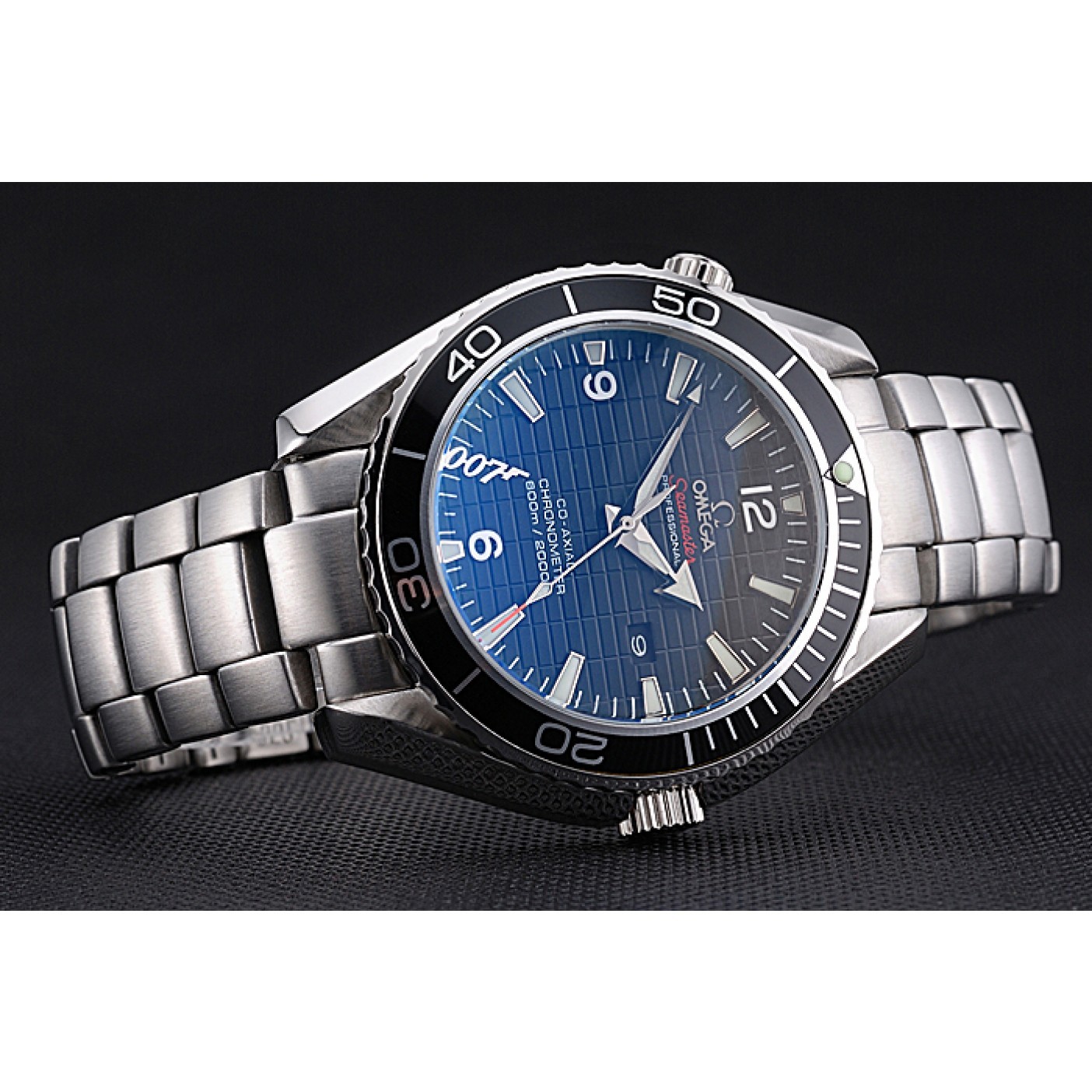 Omega Seamaster Planet Ocean 600M SKYFALL Limited Edition 622388