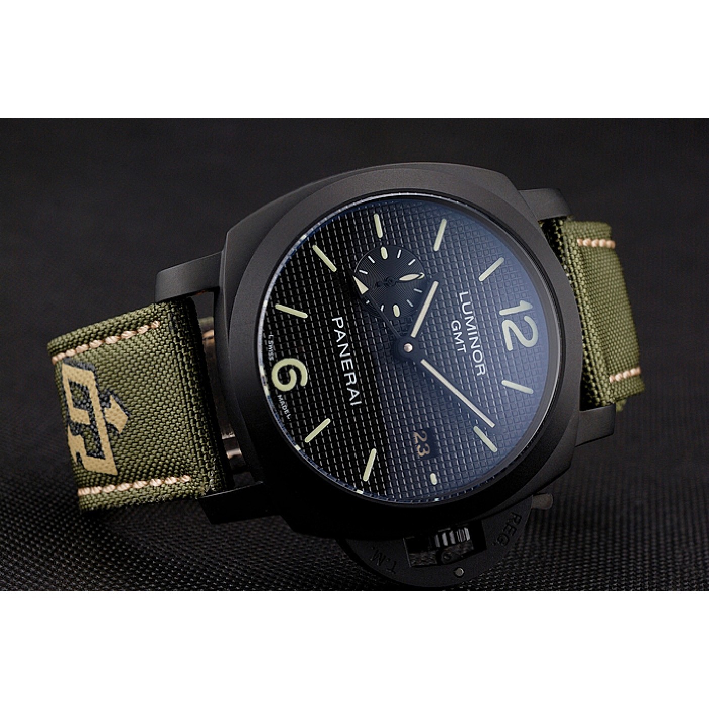 Panerai Luminor 1950 3-Days GMT Black Case Black Dial Green Bracelet 1454015