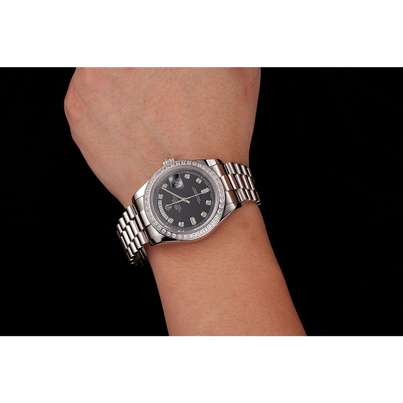 RepTime Watches Swiss Rolex Day-Date Black Dial Diamond Case Diamond Numerals Stainless Steel Bracelet 1453966